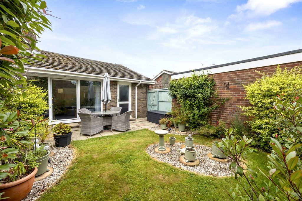 Property photo 2 of 23 Picture No. 20