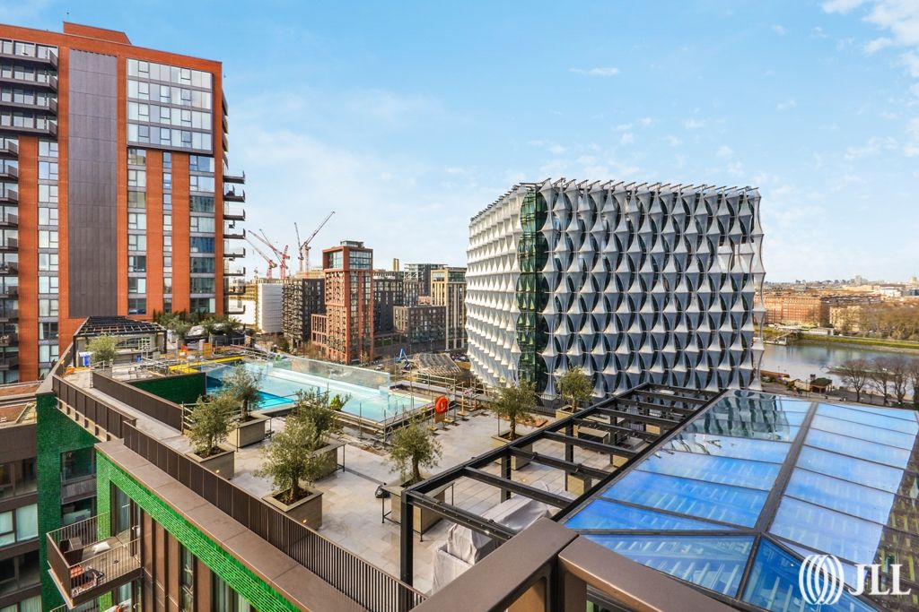 Property photo 1 of 13 Embassy Gardens -...