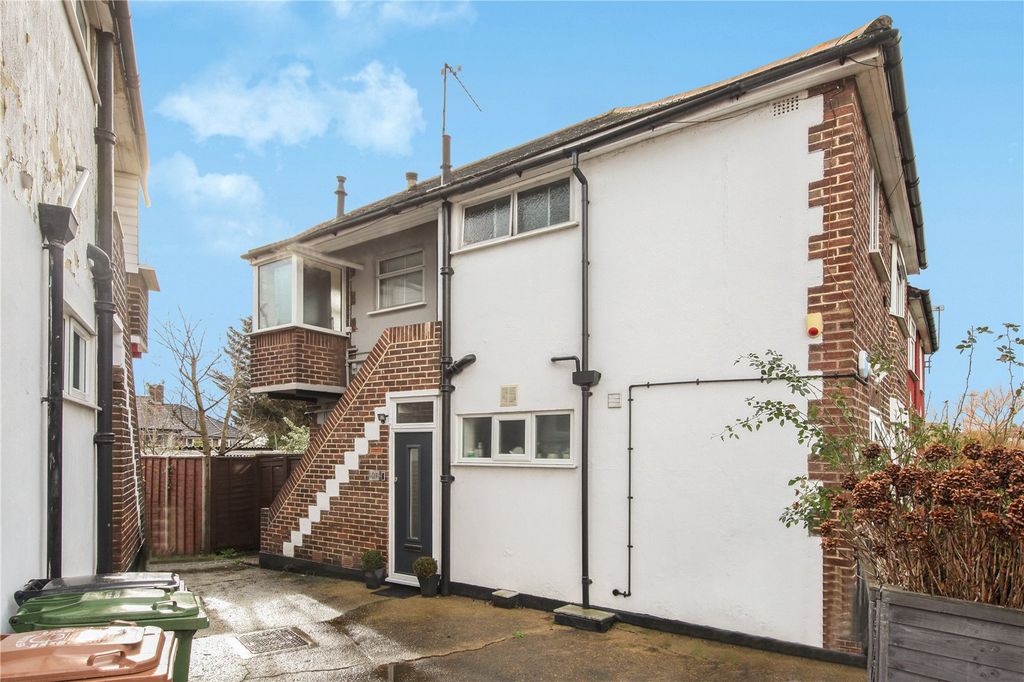 Property photo 2 of 10 Picture No. 07