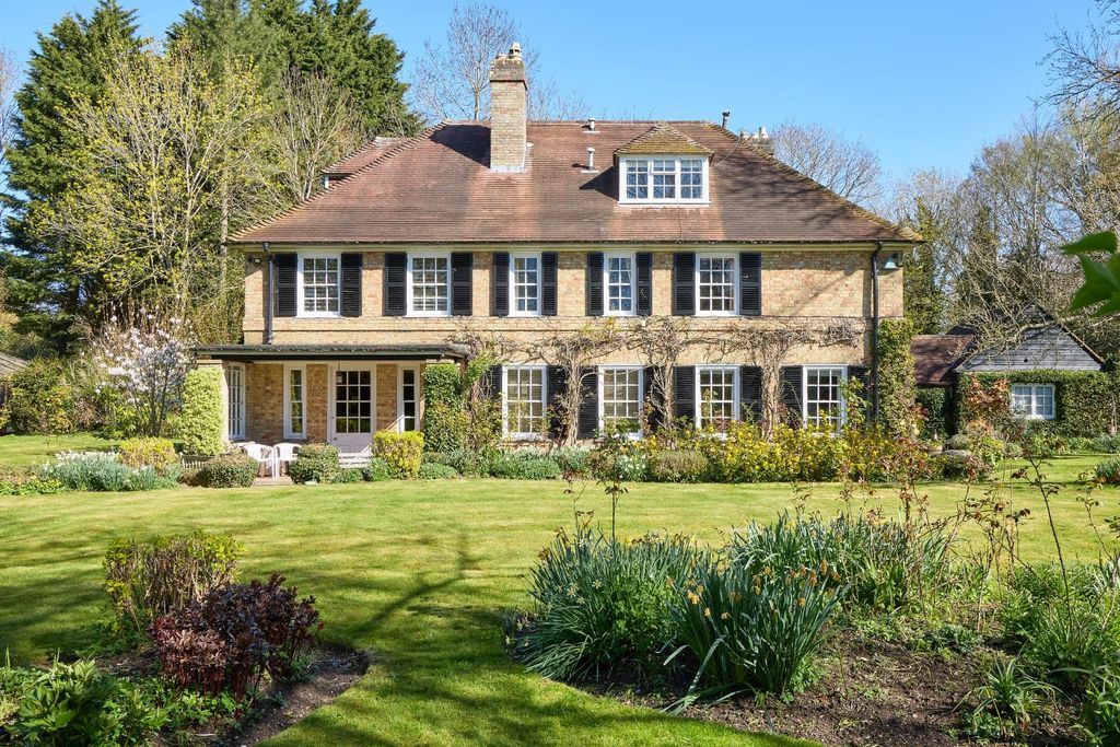 Property photo 1 of 19 7_Herschell_Road_0704250009.Jpg