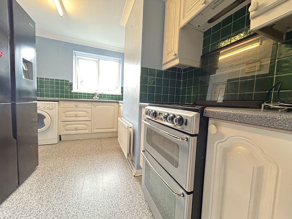 Property photo 2 of 9 Img_5943