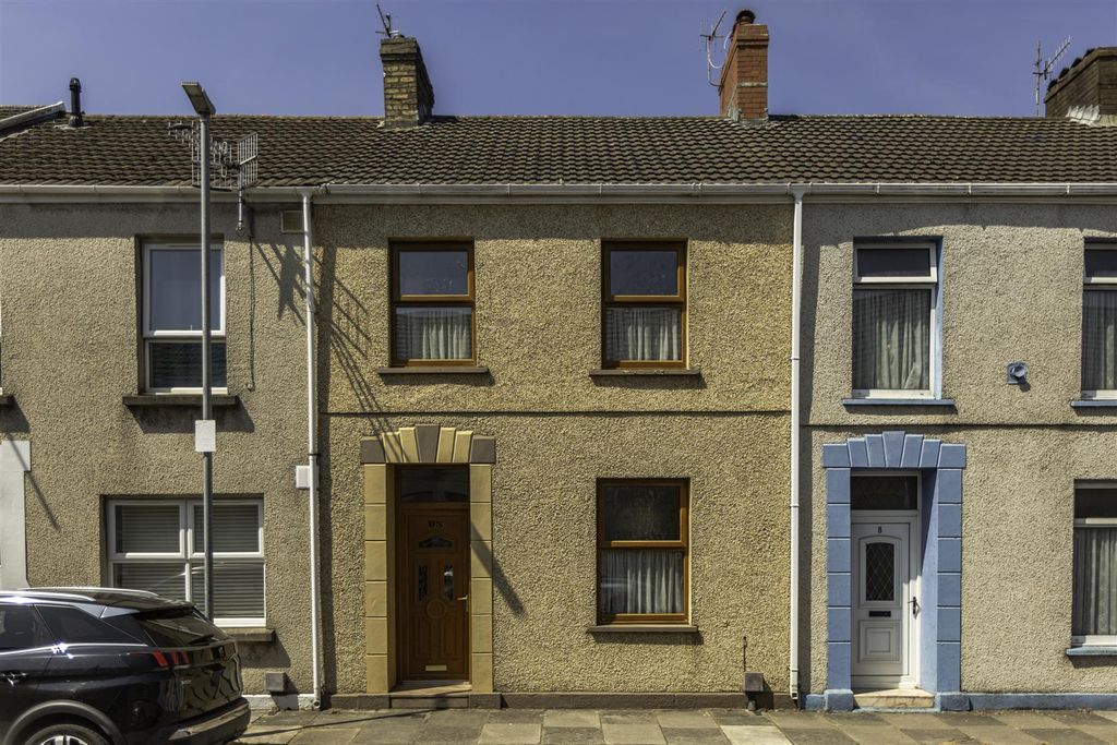 Property photo 1 of 36