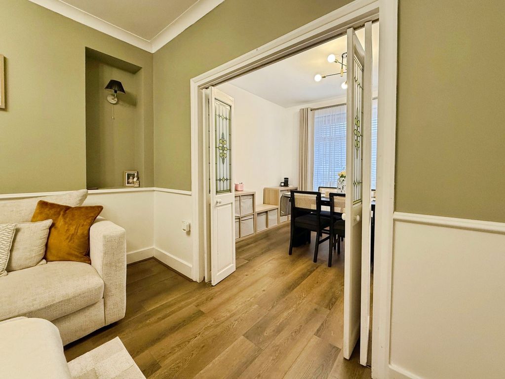 Property photo 3 of 25