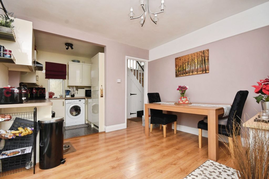 Property photo 2 of 13