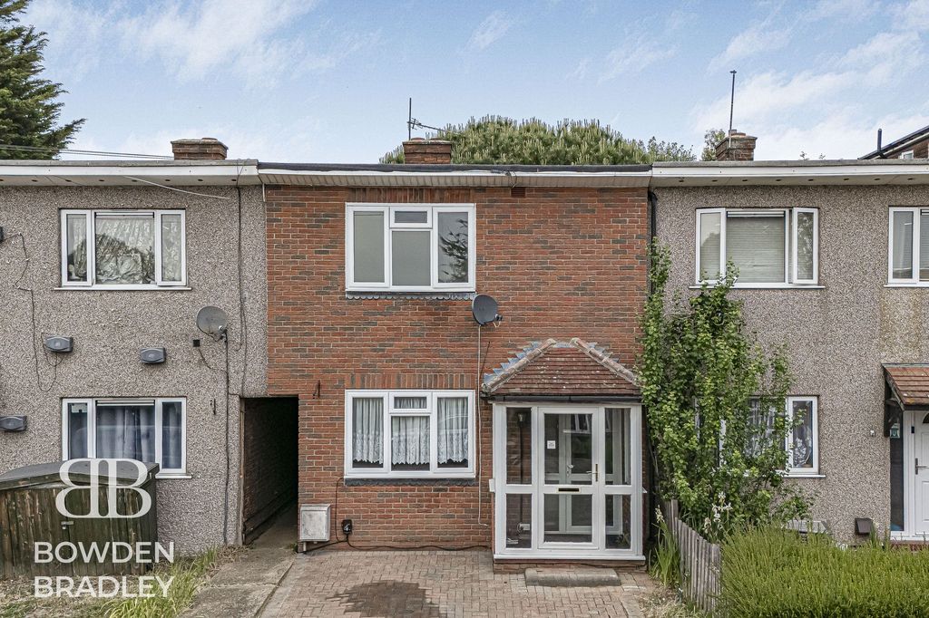 Property photo 1 of 25