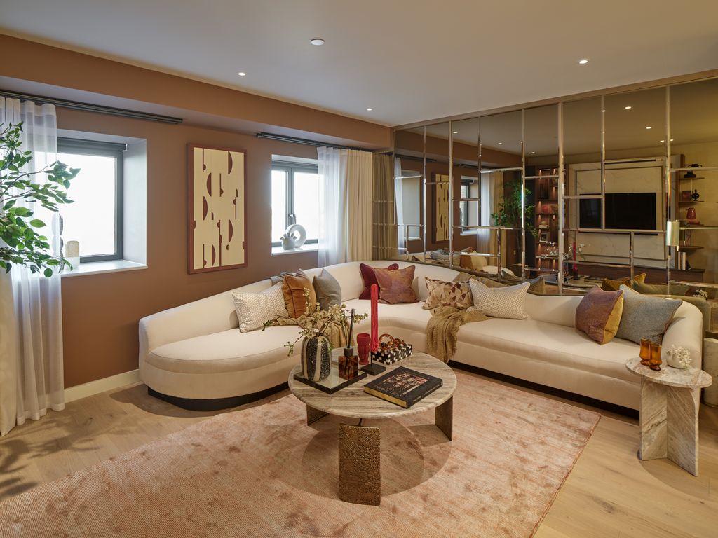 Property photo 2 of 11