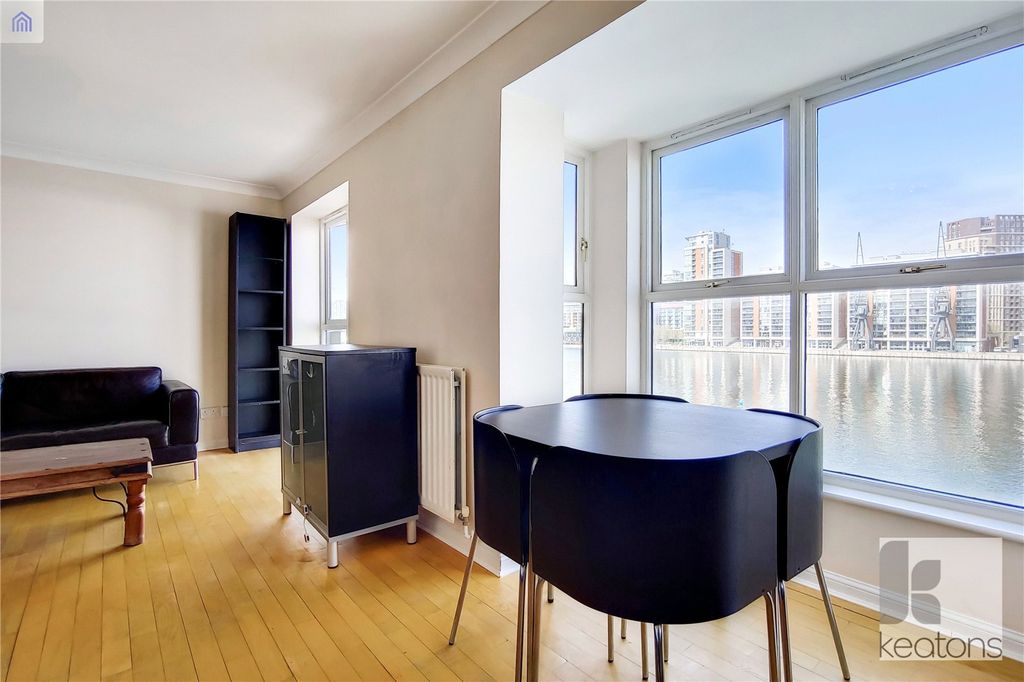 Property photo 2 of 13 Living Room View 2