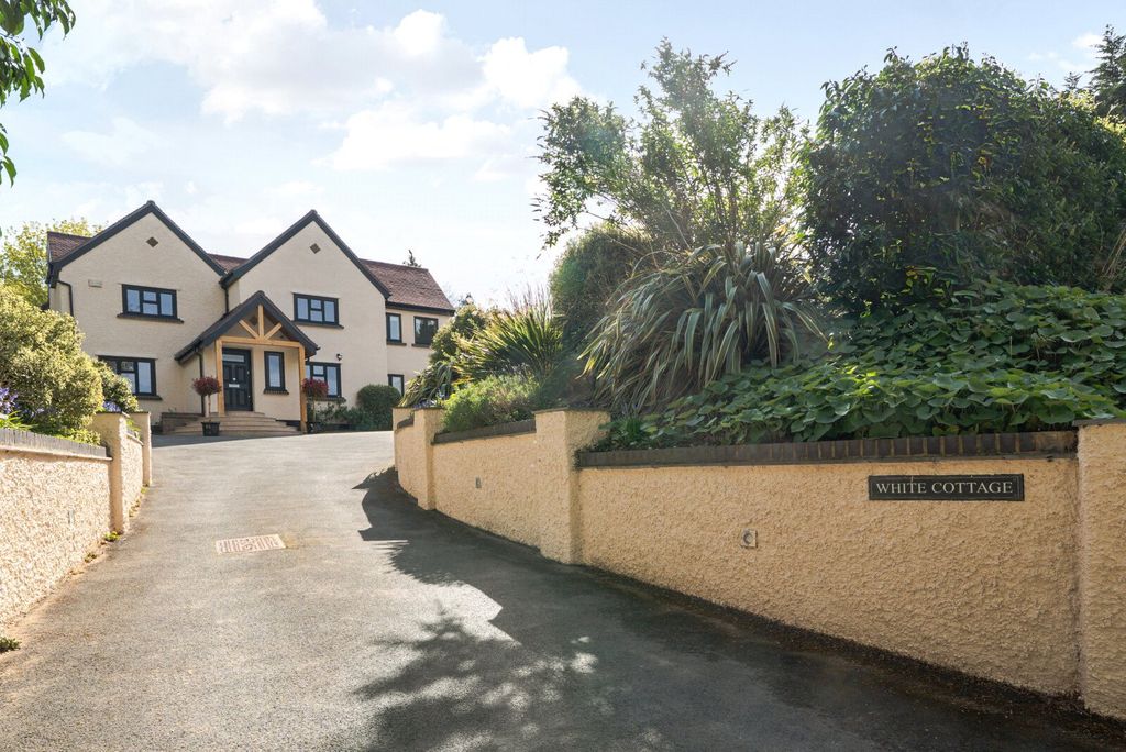 Property photo 1 of 22 Main