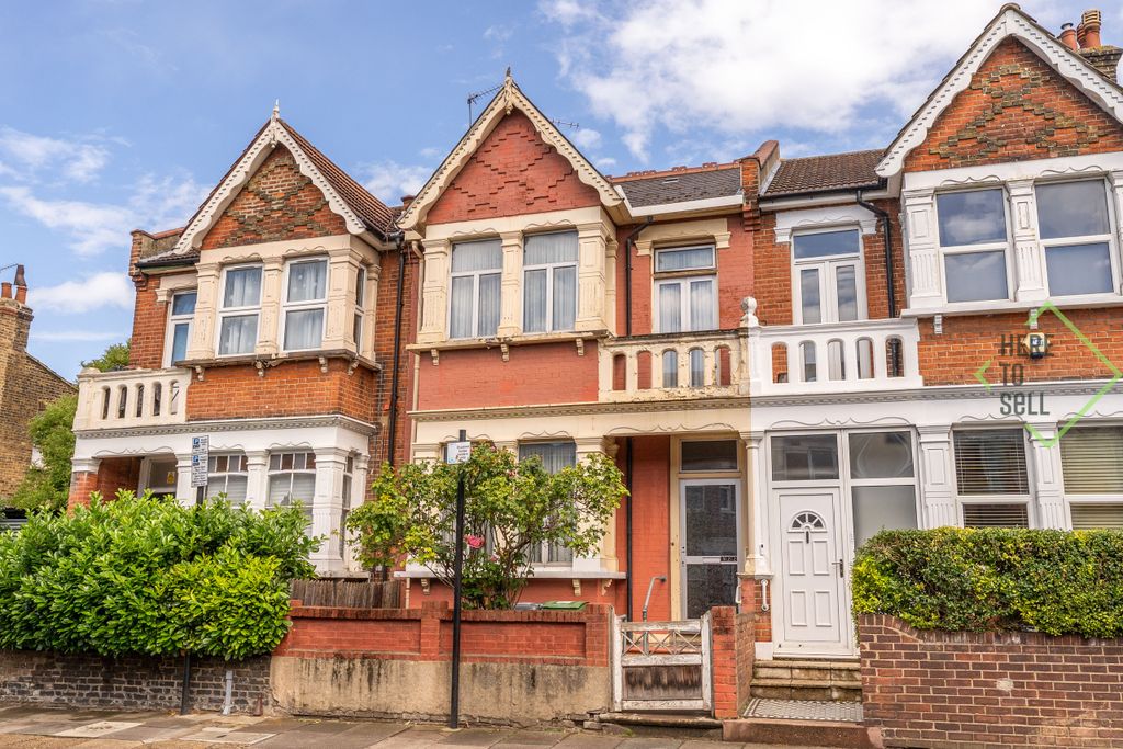 Property photo 1 of 16 Mount Pleasant Road N17 -35