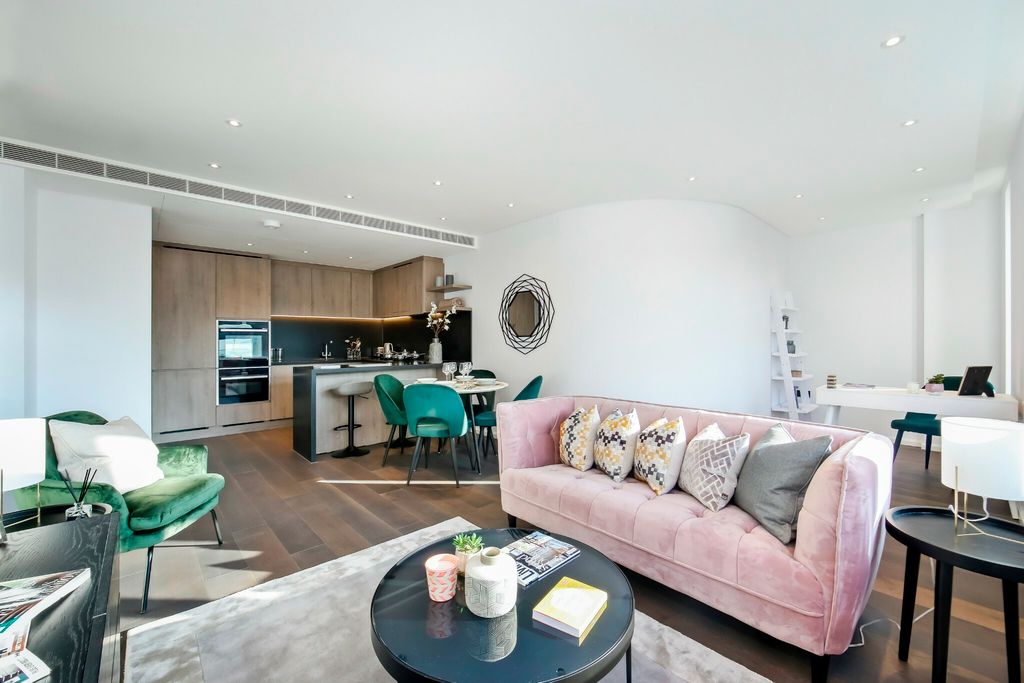 Property photo 2 of 12