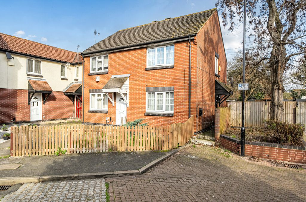 Property photo 1 of 13 1423738-3-69B1865...