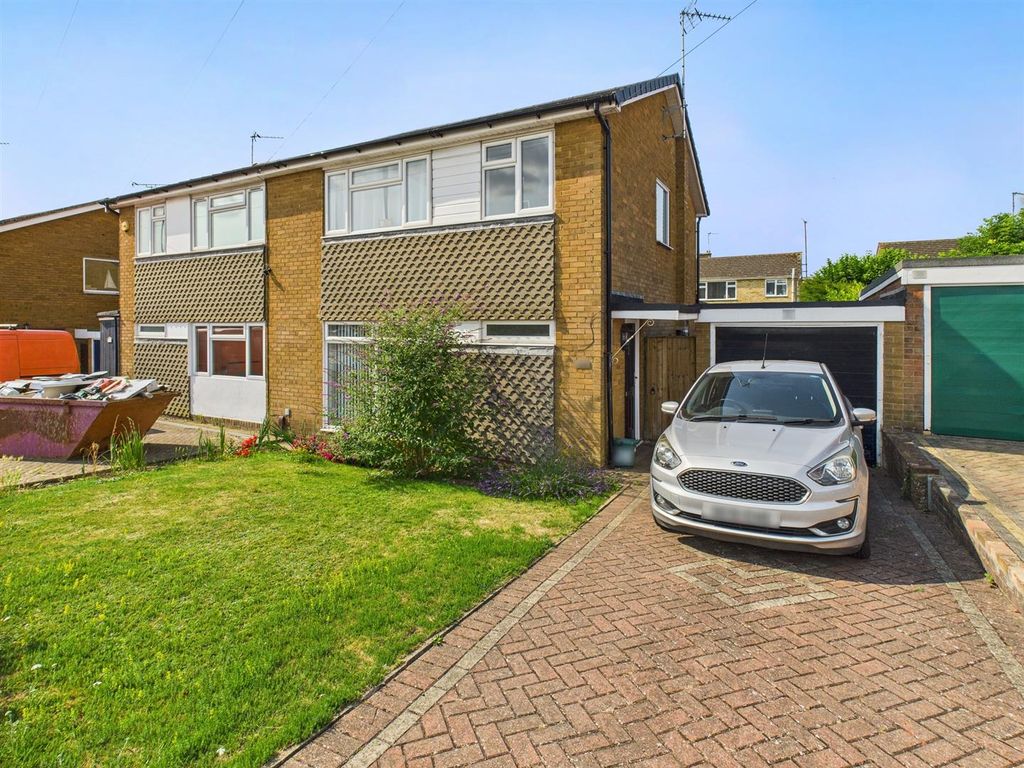 Property photo 1 of 14 Cam04907G0-Pr0254-Still001.Jpg