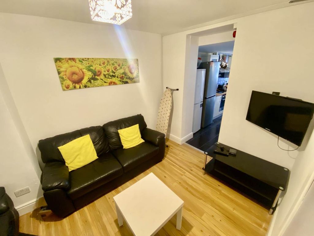 Property photo 2 of 12 Img_8875