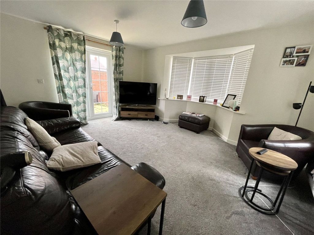Property photo 2 of 9 Picture No. 08