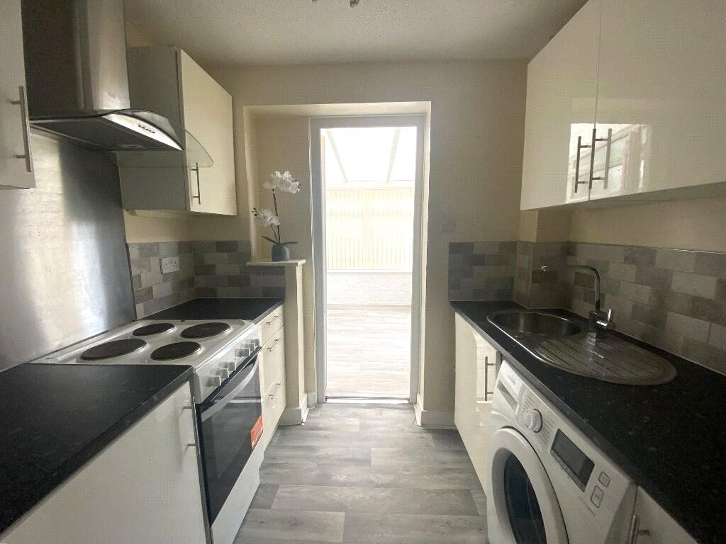 Property photo 3 of 22 Picture No. 24