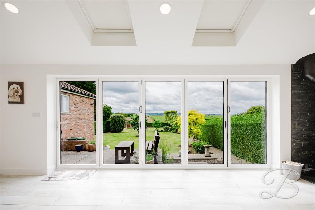 Property photo 2 of 30 Ccltd-19.Jpg