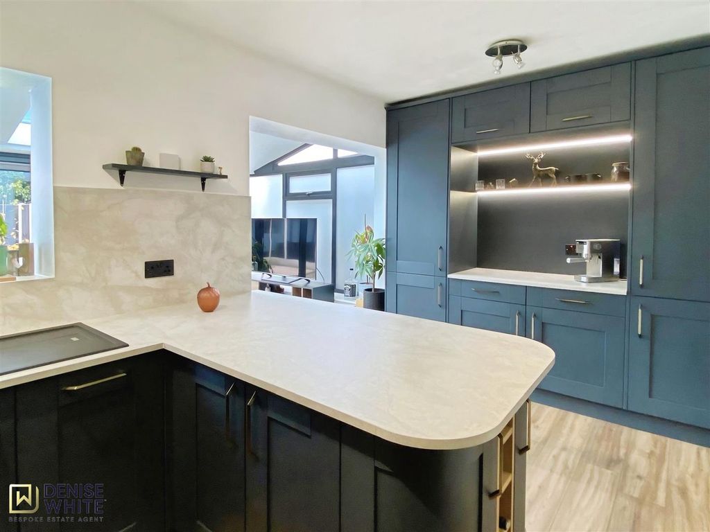 Property photo 2 of 26 Kitchen