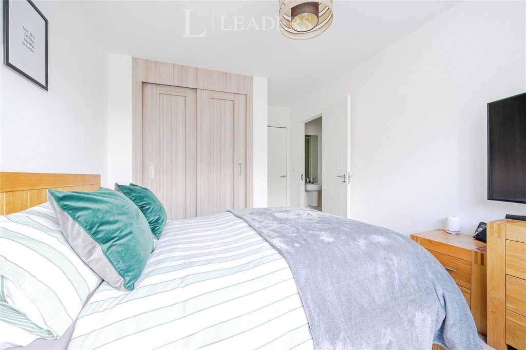 Property photo 3 of 10 Picture No. 30