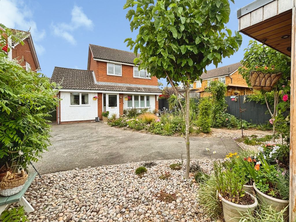 Property photo 1 of 22
