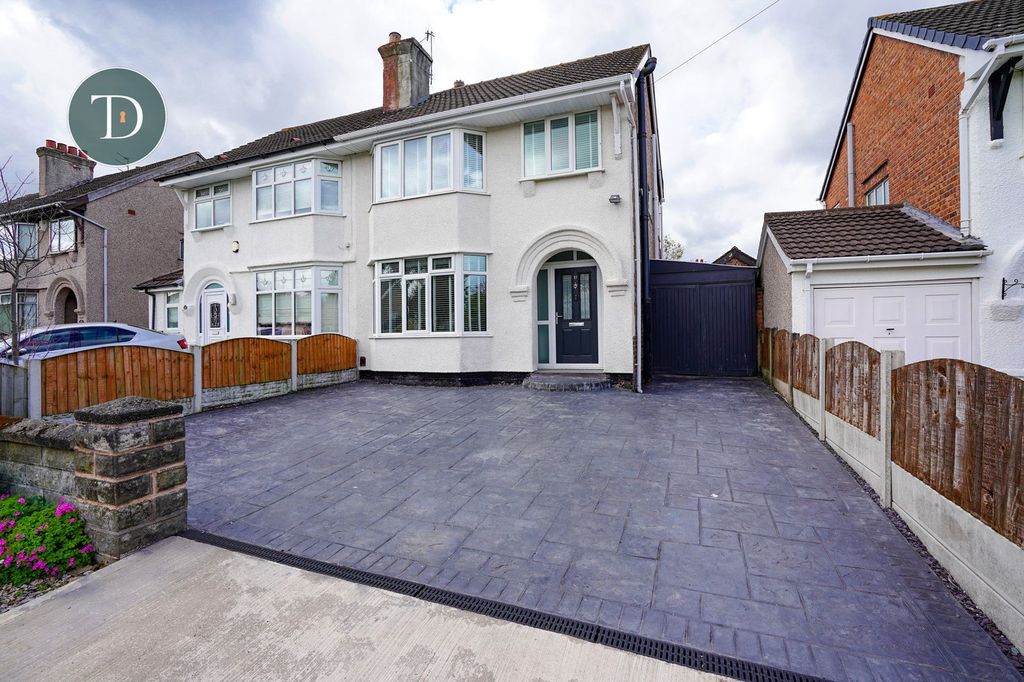 Property photo 1 of 31
