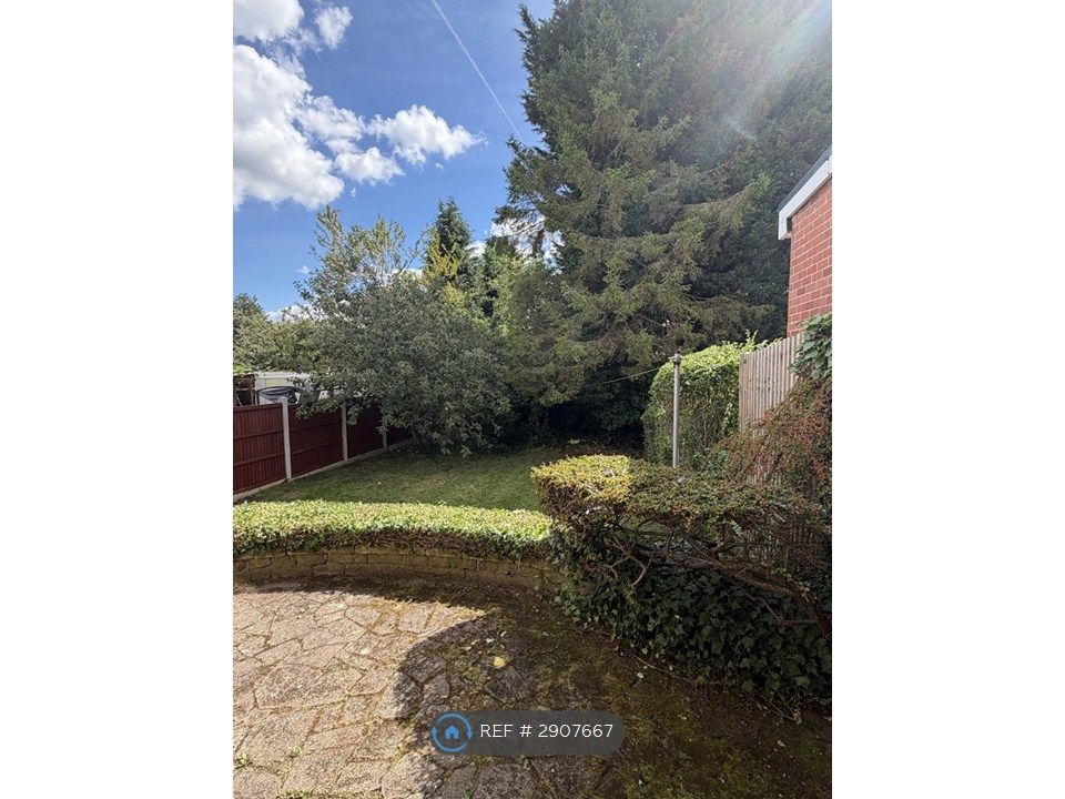 Property photo 3 of 8