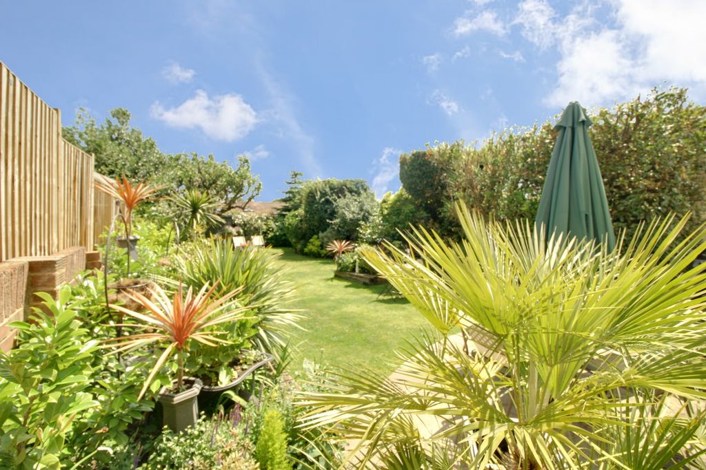 Property photo 2 of 26 Img_4228-Img_4230