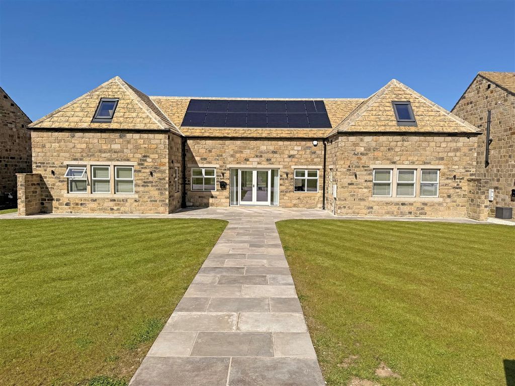 Property photo 1 of 23