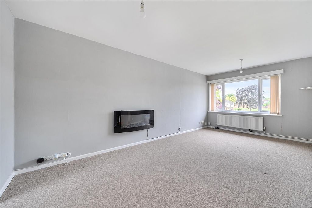 Property photo 2 of 10 1468984-20-6A1Da07A74A9F.Jpg