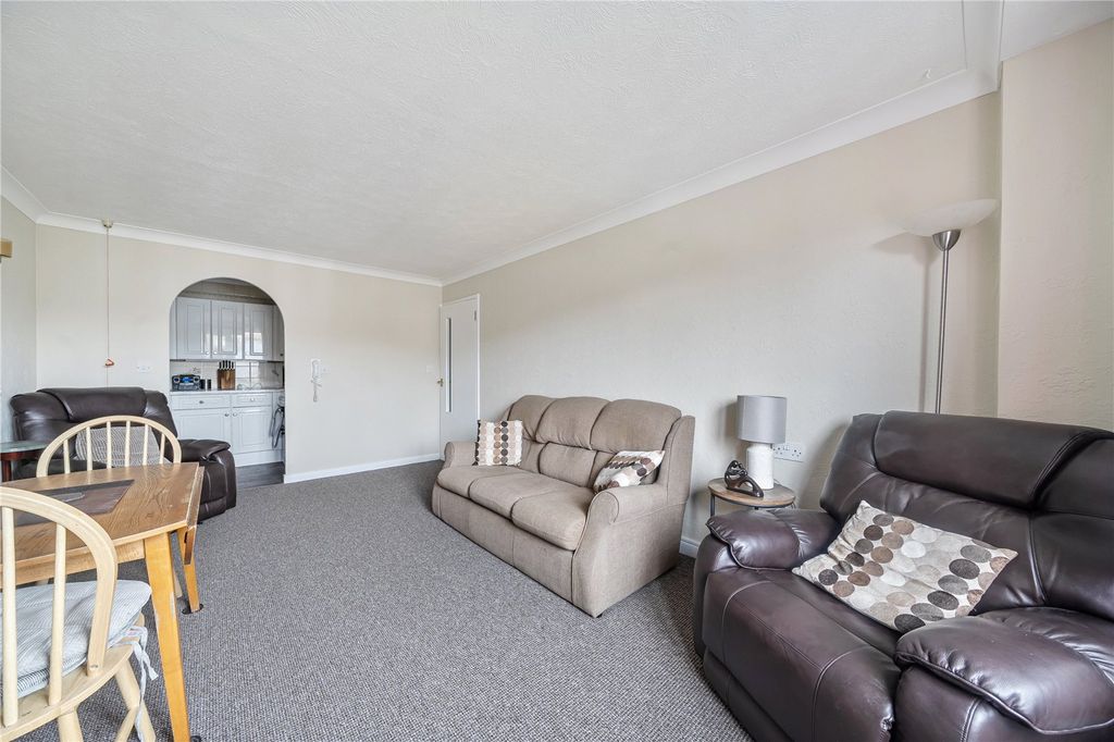 Property photo 3 of 15 Picture No. 14