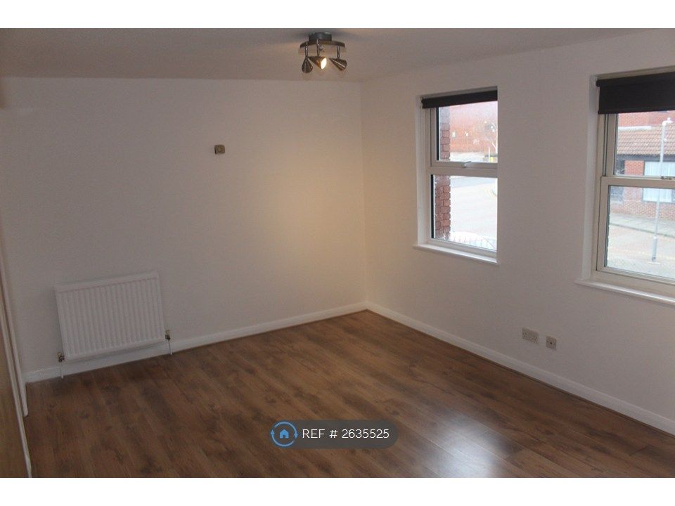 Property photo 2 of 7