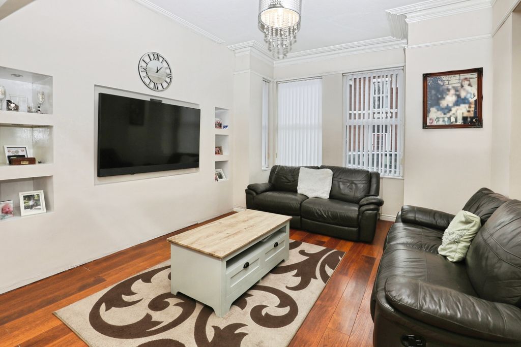 Property photo 2 of 15