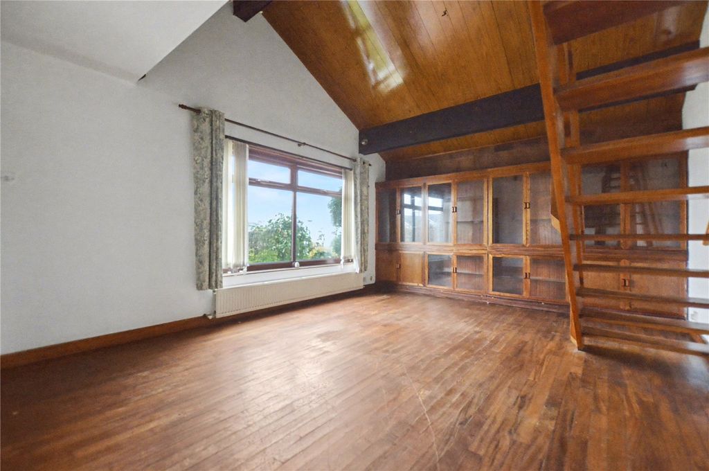 Property photo 2 of 16 Picture No. 06