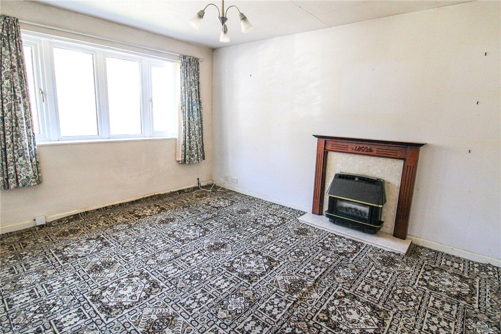 Property photo 2 of 6 Sitting Room