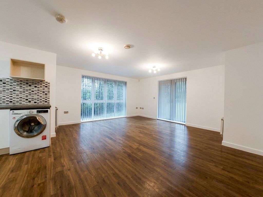 Property photo 2 of 11