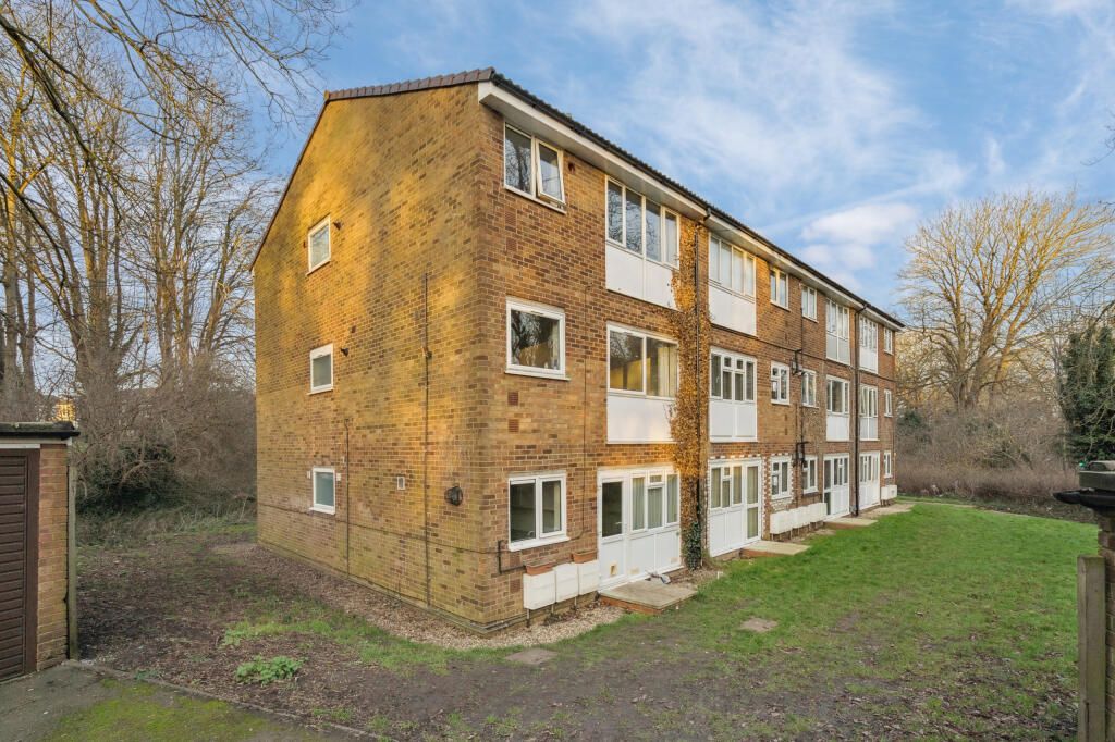 Property photo 1 of 9