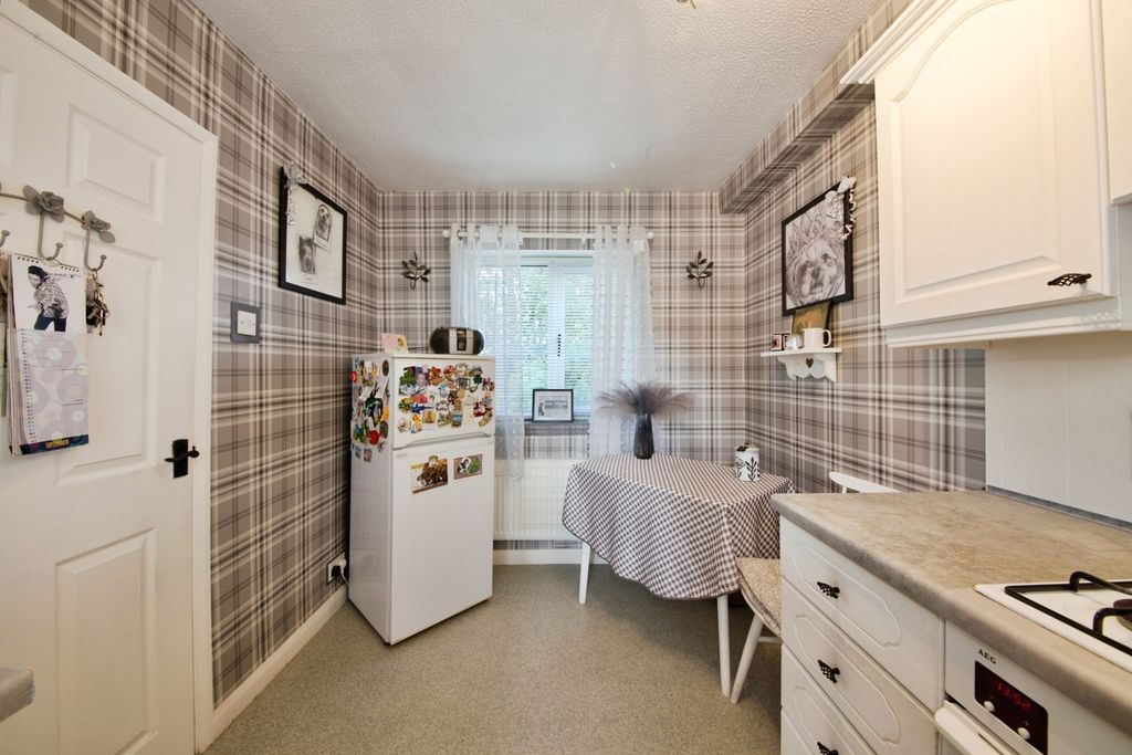 Property photo 2 of 19 Pbox-Img.Jpg