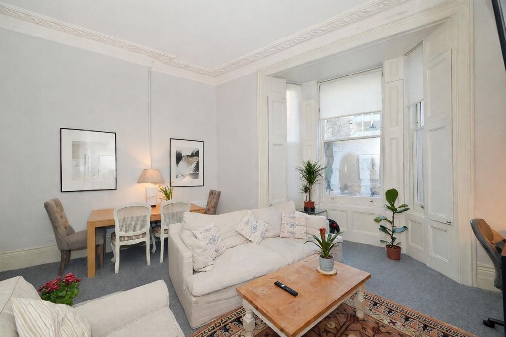 Property photo 3 of 19 Photo 3