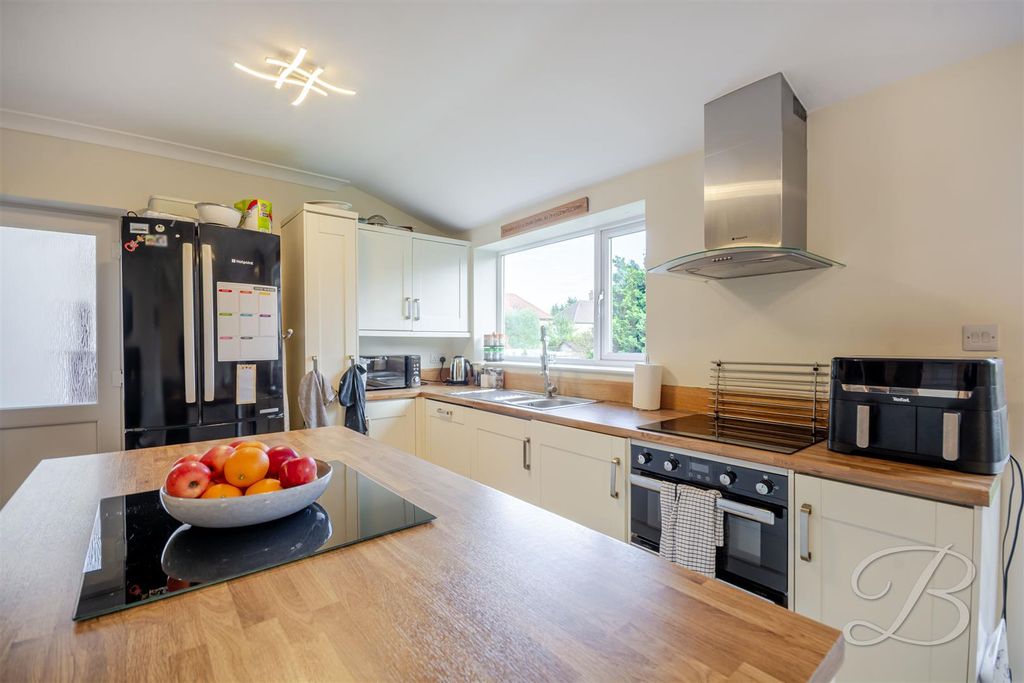 Property photo 2 of 28 Ccltd-25.Jpg