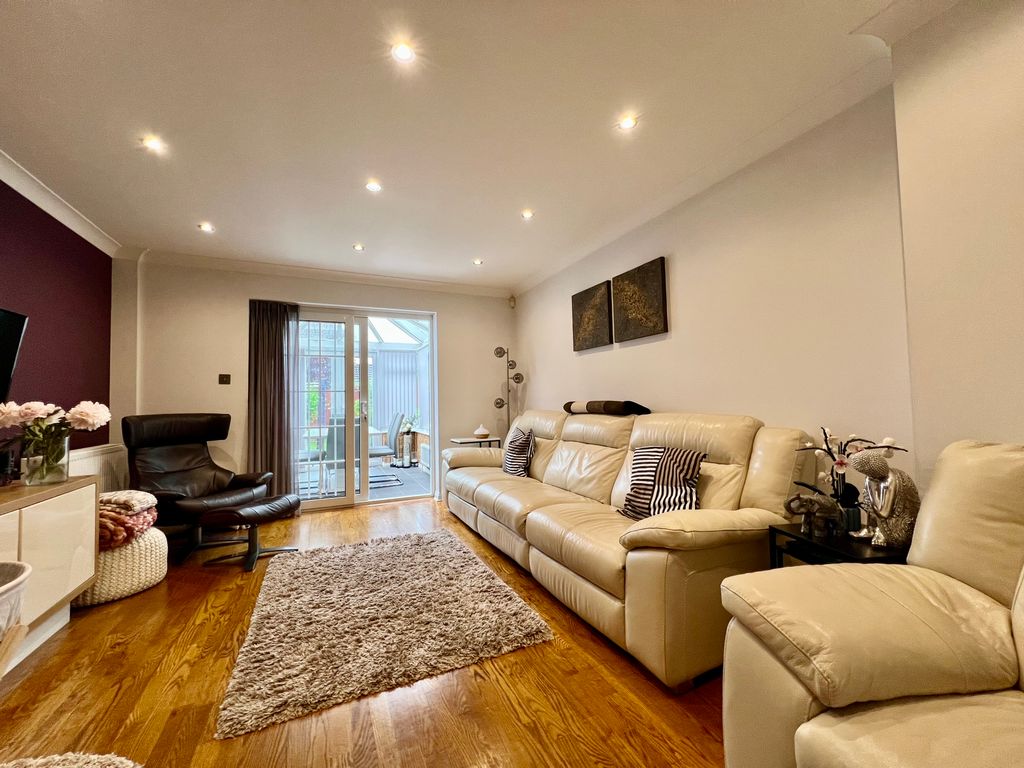 Property photo 2 of 12 Img_6546