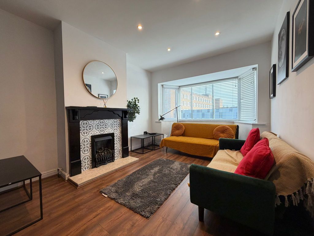 Property photo 2 of 21 Image