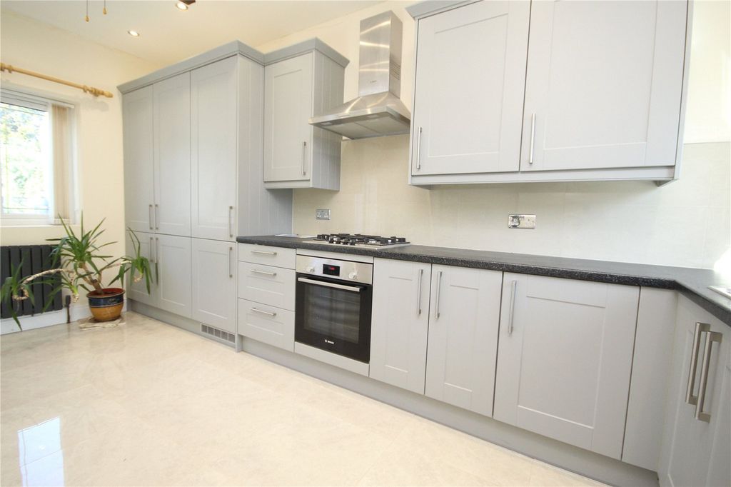 Property photo 2 of 11 Picture No. 06