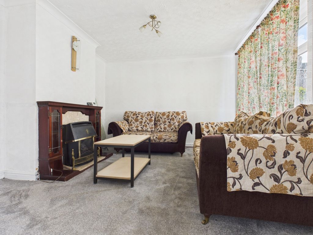 Property photo 2 of 13 Cam03729G0-Pr0147-Still008