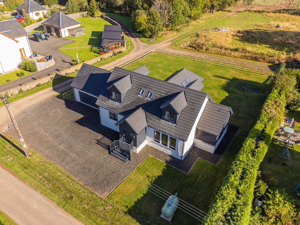 Property photo 1 of 29