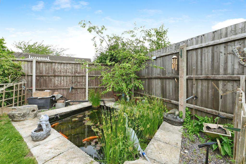 Property photo 3 of 21