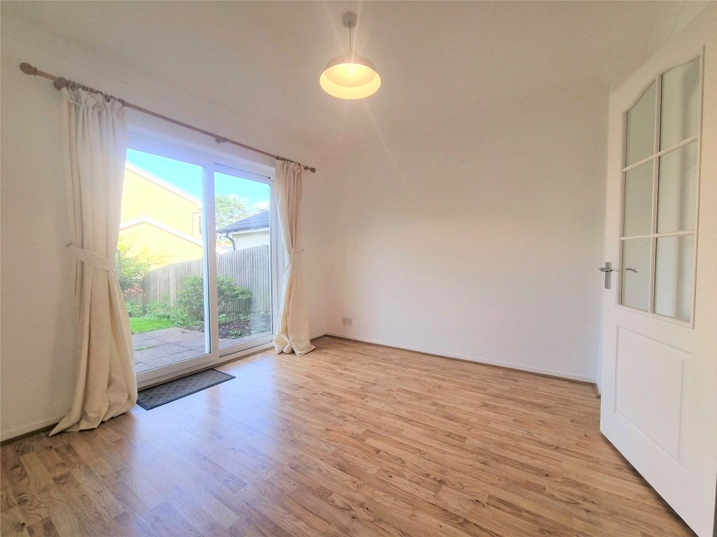 Property photo 3 of 9 Dining Room