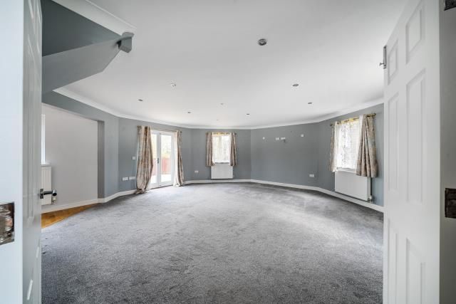 Property photo 3 of 11 Reception Room