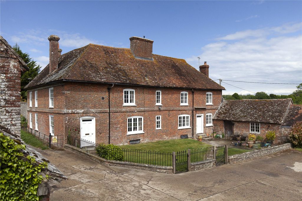 Additional image 5 of 6 bed equestrian for saleHeberdens Farm, Finchdean, Waterlooville, Hampshire PO8