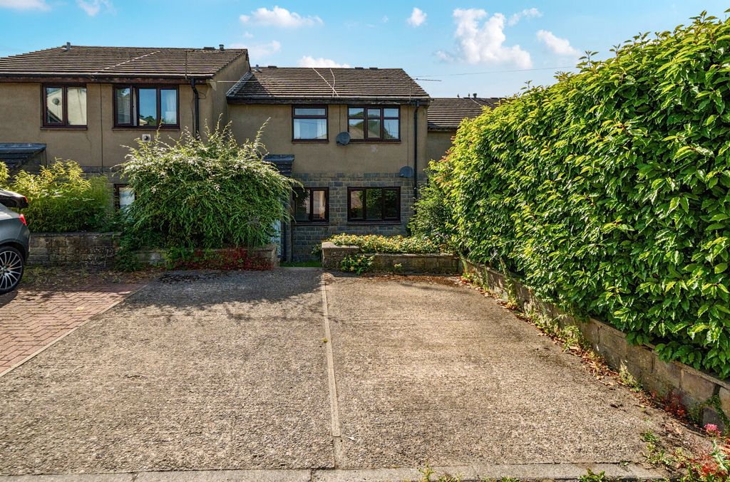 Property photo 1 of 12 1481360-17-6A3d59...