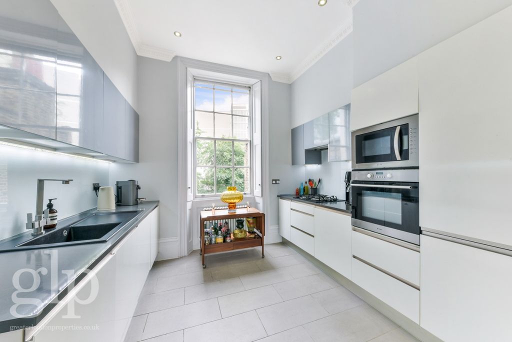 Property photo 2 of 12 2509704