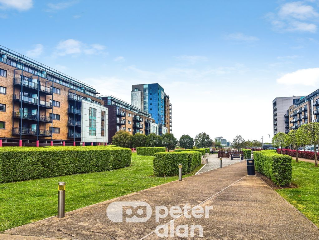 Property photo 1 of 21